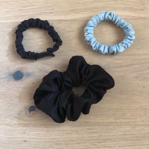 Super cute blue and black scrunches